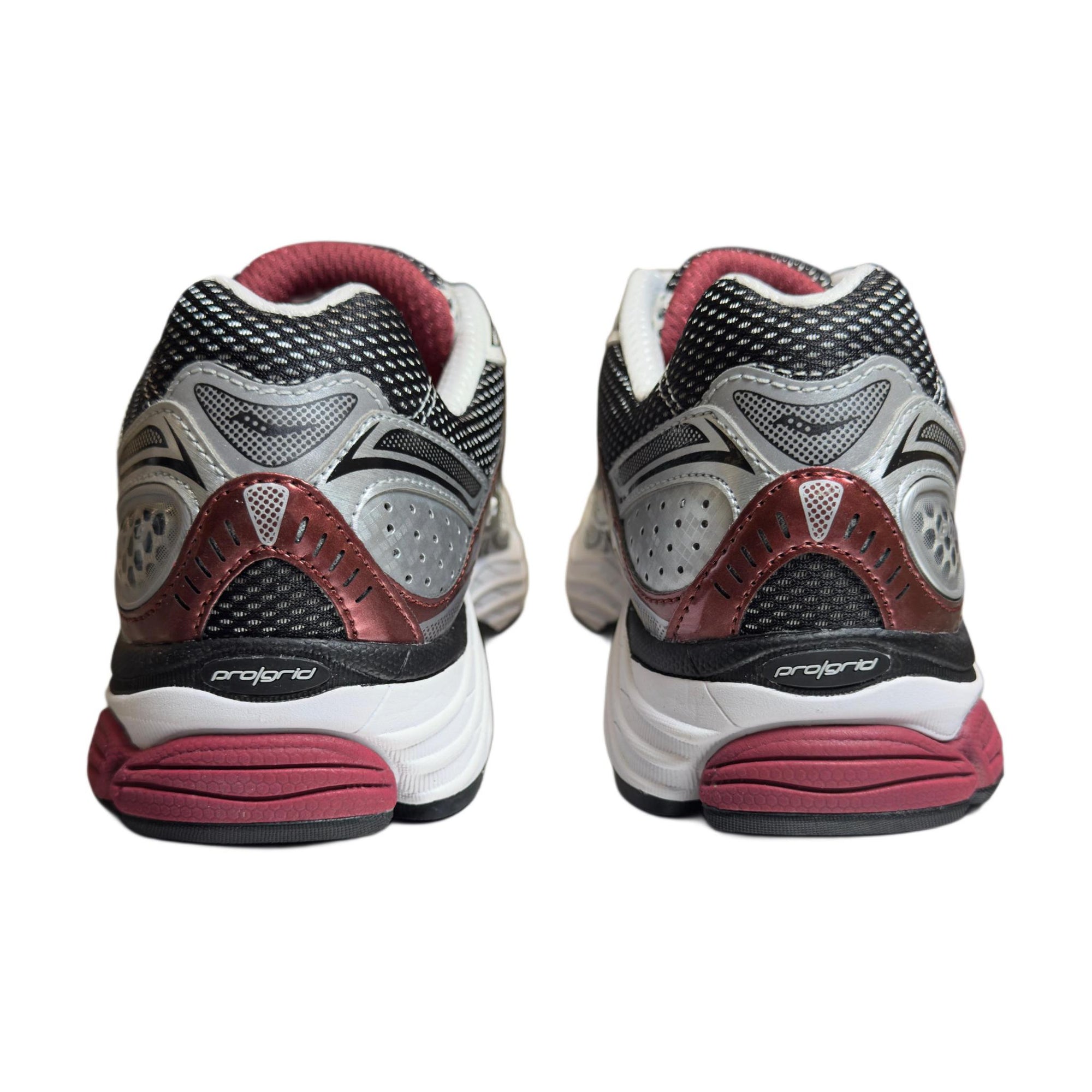 Saucony ProGrid Omni 9